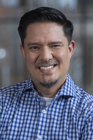 Headshot of Freddy Paiz