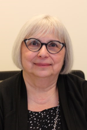 Headshot of Rosanna Weksberg