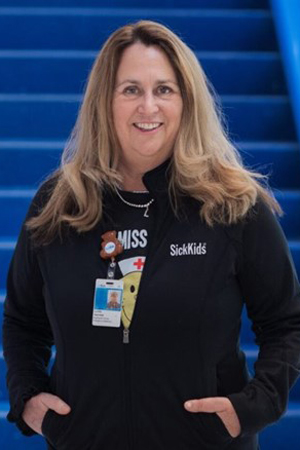 Headshot of Lynda Vanvliet